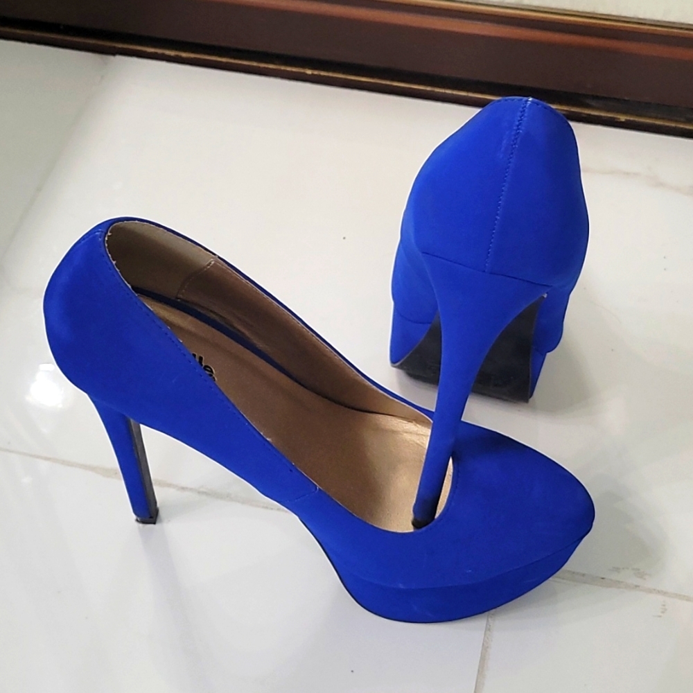 Electric Blue Stilletos- Size 7.5